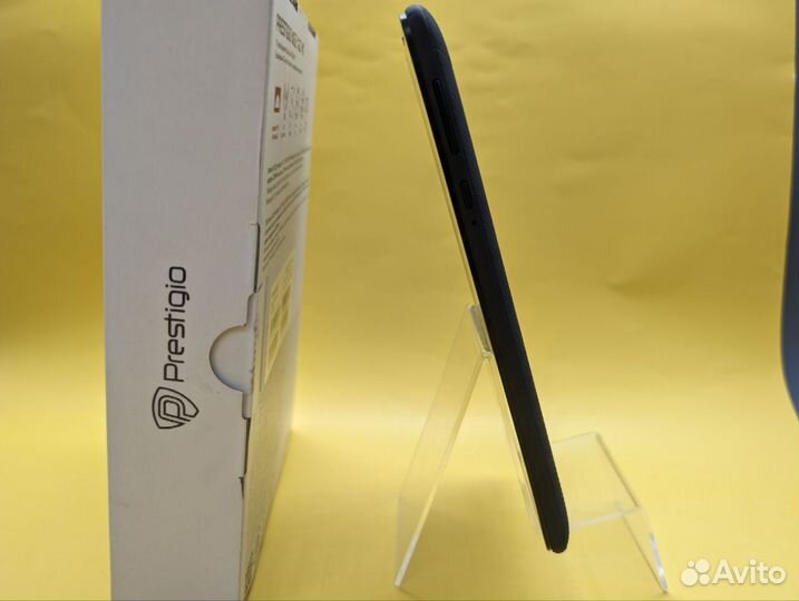 Планшет Prestigio wize 1107 4G 1/16 гб