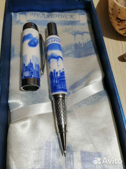 Сувенирная керамическая ручка