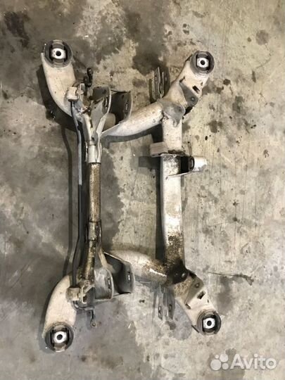 Подрамник задний Bmw 5-Series E39 M52B20 1 ванос