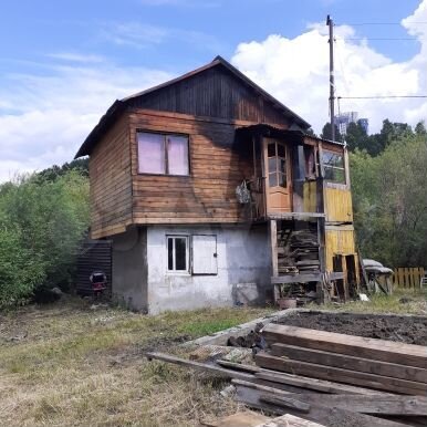 Дом 31 м² на участке 7,8 сот.