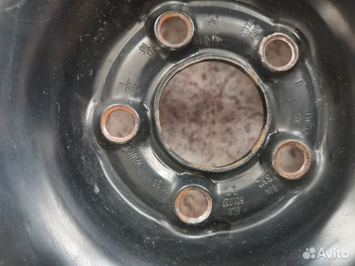 Штампованный диск r 15