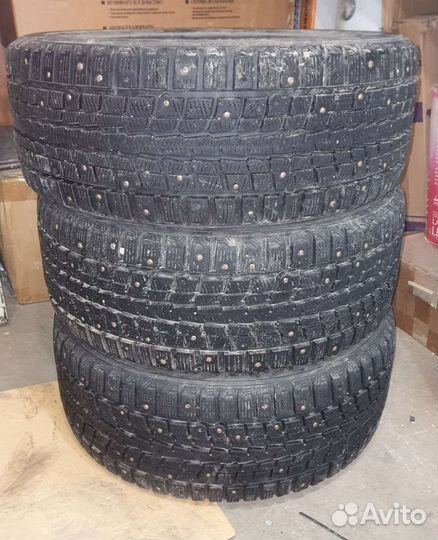Dunlop SP Winter Ice 01 215/50 R17 95T