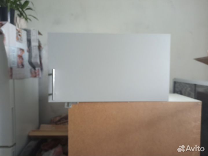 Шкаф навесной