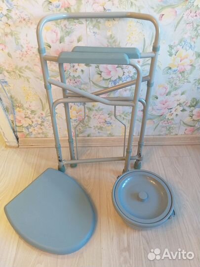 Кресло-туалет складное со спинкой