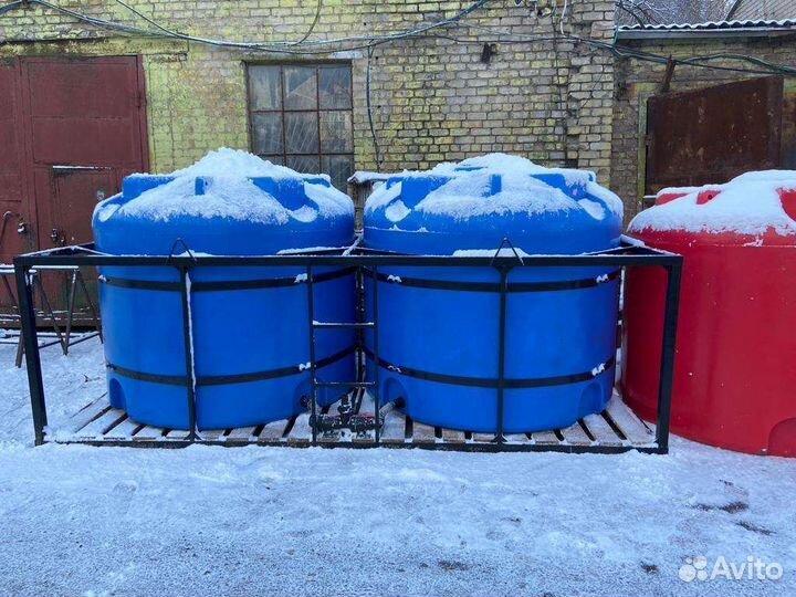 Емкость пластиковая для воды 300л