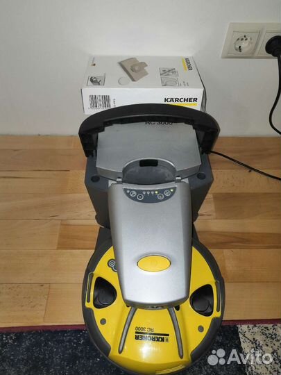 Робот пылесос karcher