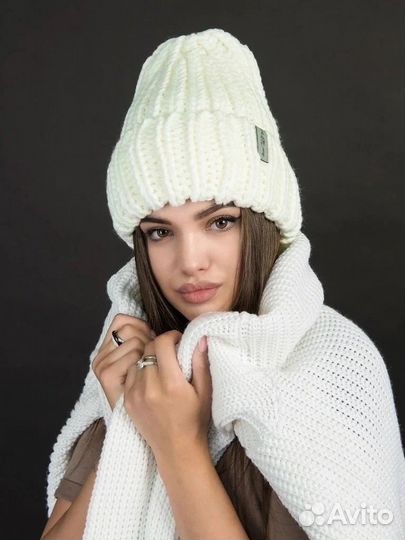 Шапка женская вязаная