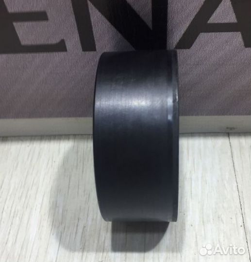 Ролик приводного ремня Натяжной обводной Renault s