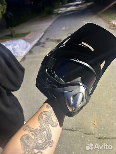 Шлем кроссовый