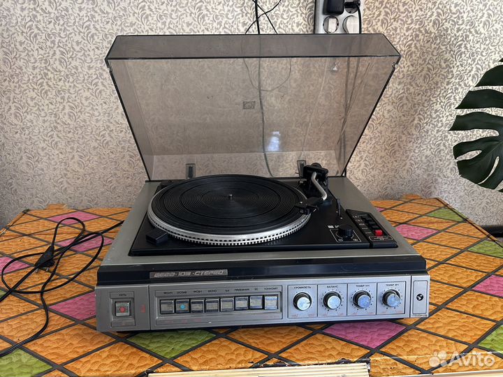 Проигрыватель винила вега 109