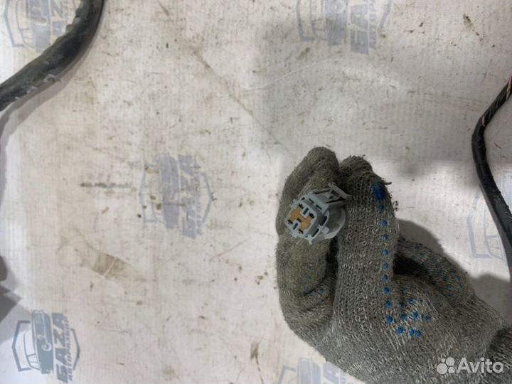 Проводка двери передняя правая Nissan Primera WP11