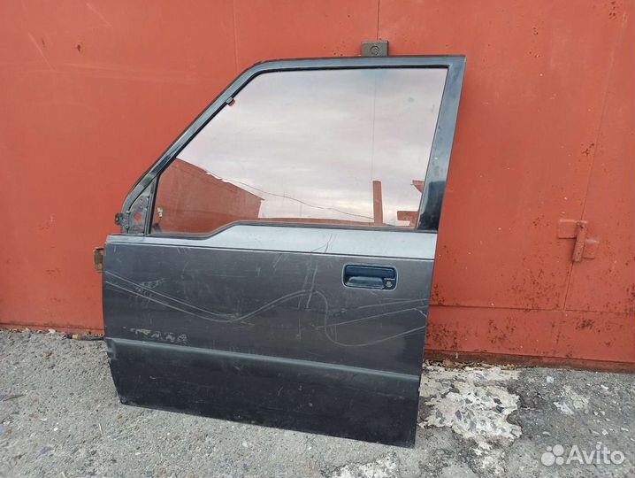 Дверь Сузуки Витара Эскудо 1988-1997