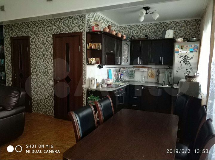 3-к. квартира, 72 м², 1/2 эт.