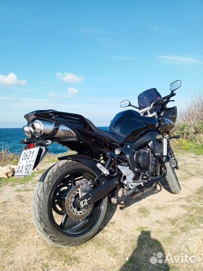 Yamaha FZ6-S