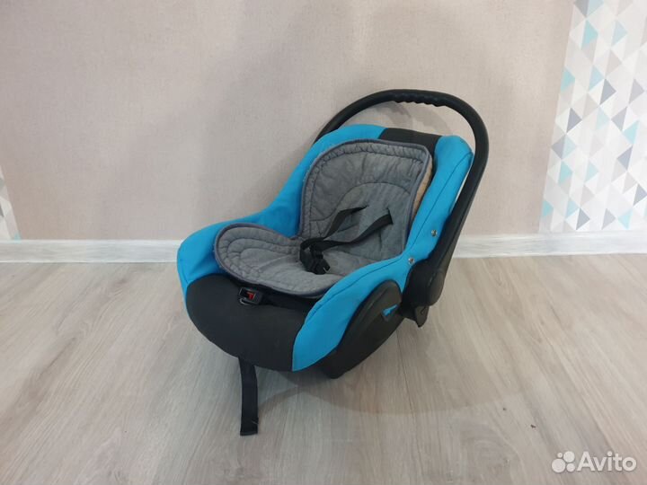 Коляска 3 в 1 zippi tutis