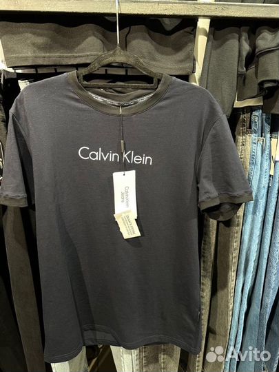 Футболка Calvin klein