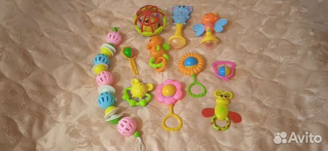 Игрушки погремушки