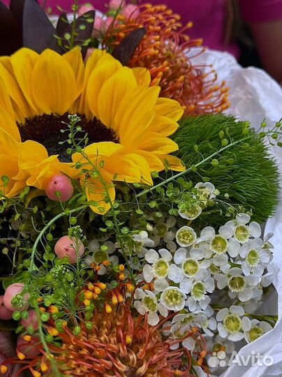 Корпоративные букеты тюльпанов доставка