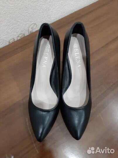 Туфли женские 39 размер новые