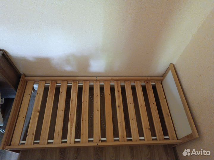 Детская подростковая деревянная кровать Икеа