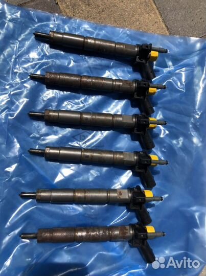 Форсунки на BMW x5 e70 e71 дизельные 0445117
