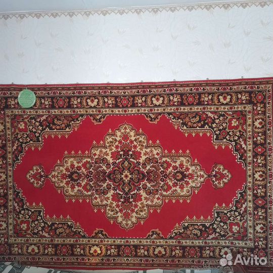 Ковер шерстяной