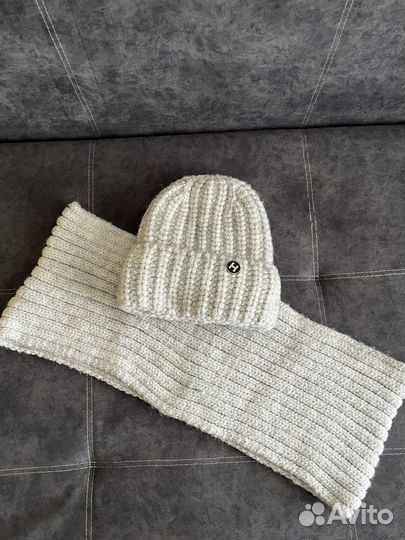 Комплект шапка и снуд женский