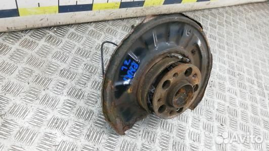 Ступица задняя левая mercedes benz C-class W204 (E