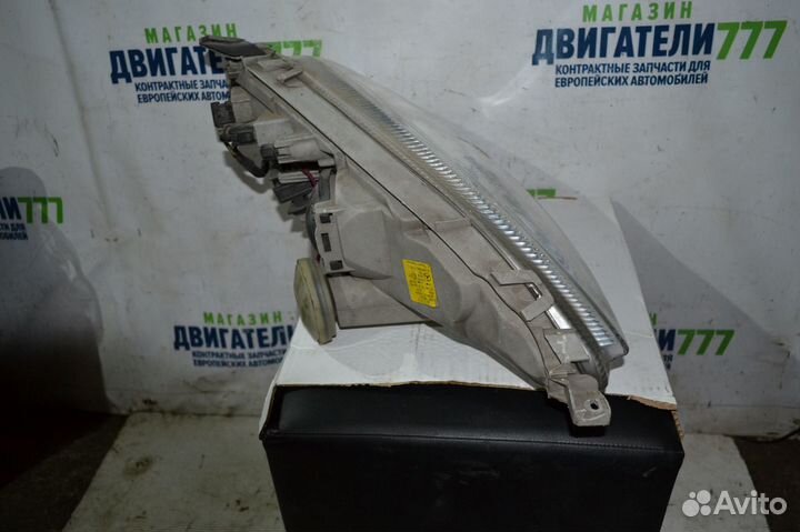 Фара Мерседес W168 левая