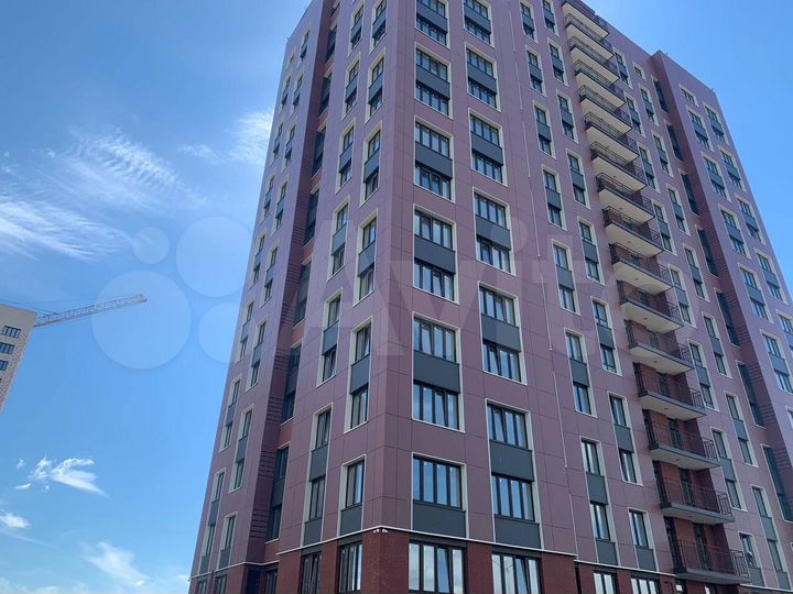 2-к. квартира, 57 м², 8/13 эт.