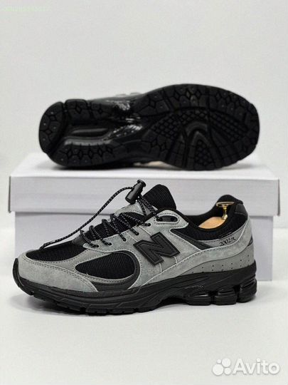 Ультрамодные кроссовки New Balance 2002R (41-45)