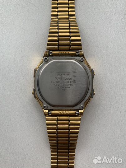 Электронные часы Casio