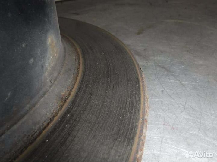 Диск тормозной задний правый Mitsubishi Pajero