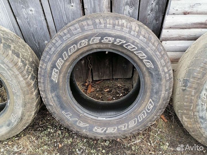 Bridgestone Dueler A/T 265/70 R16