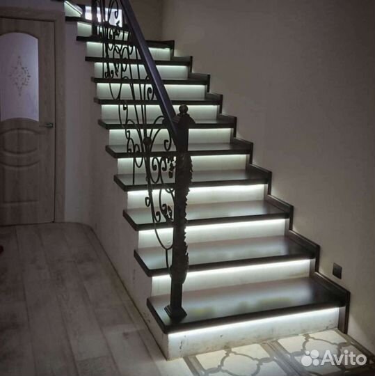 Деревянные лестницы, двери, мебель