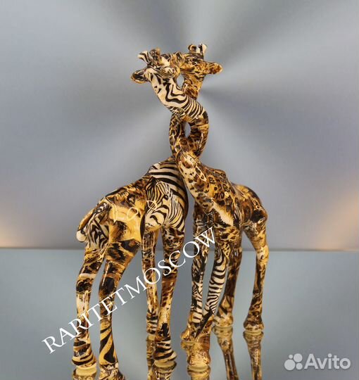 Большая статуэтка пара жираф Collage фарфор шелк