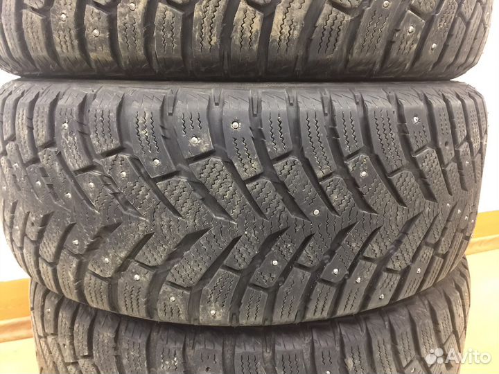 Toyo Observe Ice-Freezer 205/55 R16