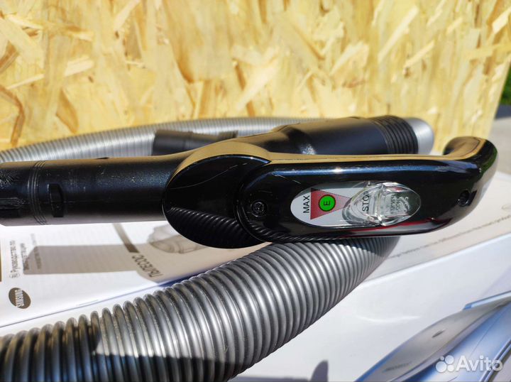 Пылесос Samsung SC6573 1800 Вт