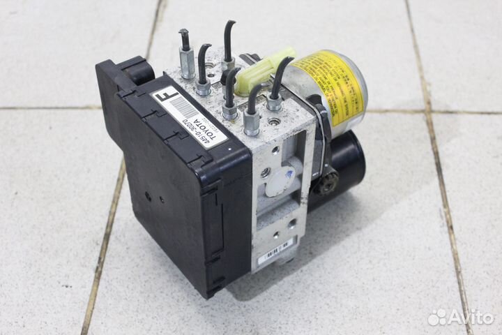 Блок управления ABS 44510-30270 Lexus GS450H GS430