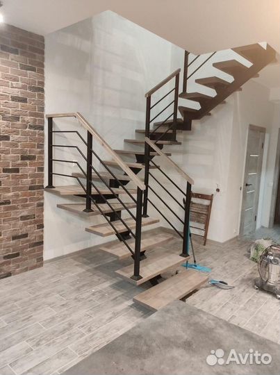 Лестница на этаж