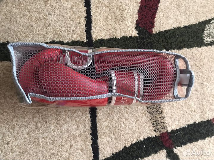 Боксерские перчатки детские 6 oz