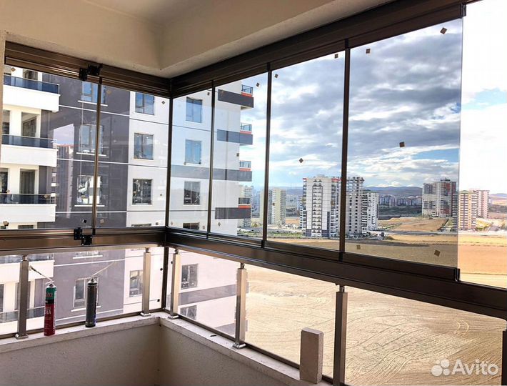 Безрамное остекление террасы, веранды, беседки