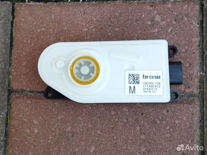 Моторчик жалюзи BMW X3 G01