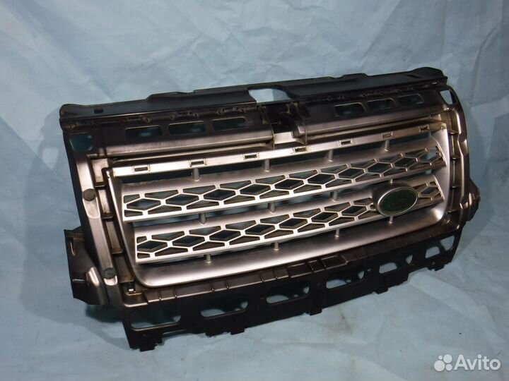 Решетка радиатора Freelander 2 / Фрилендер 2