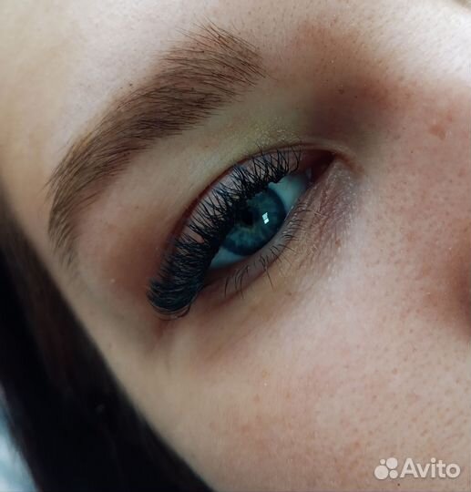 Наращивание ресниц на дому