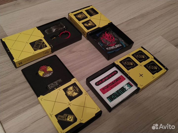 Коллекционный стафф по игре Cyberpunk 2077