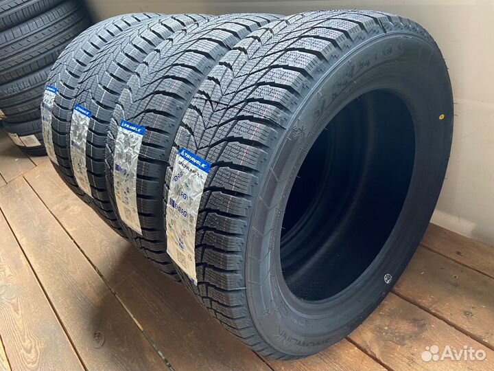 Triangle PL01 215/55 R17 98R