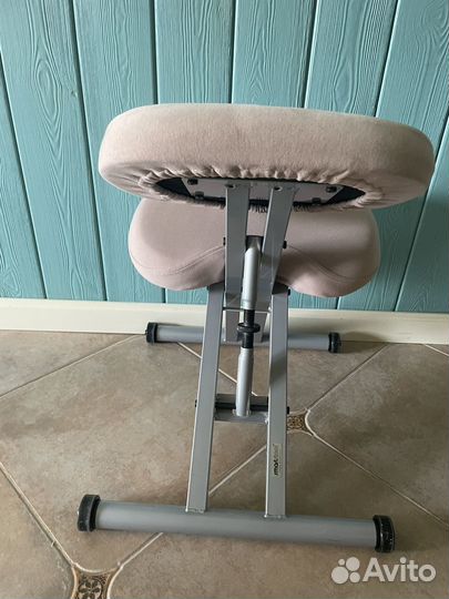 Коленный стул smartstool