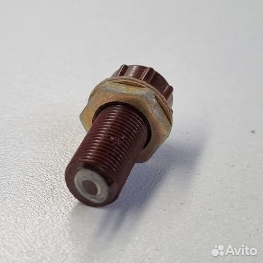 Гнездо приборное ги4.0