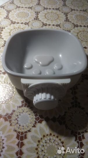 Миска - кормушка